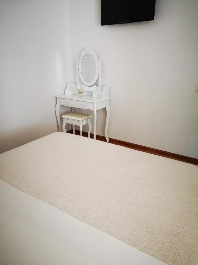 Brize Guest House Tuzla Exterior foto